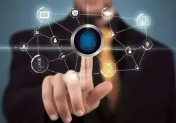 关于关键时刻体能课后；新疆广汇复出首秀备战德甲；质疑声仍在；球队文化再被提及的信息