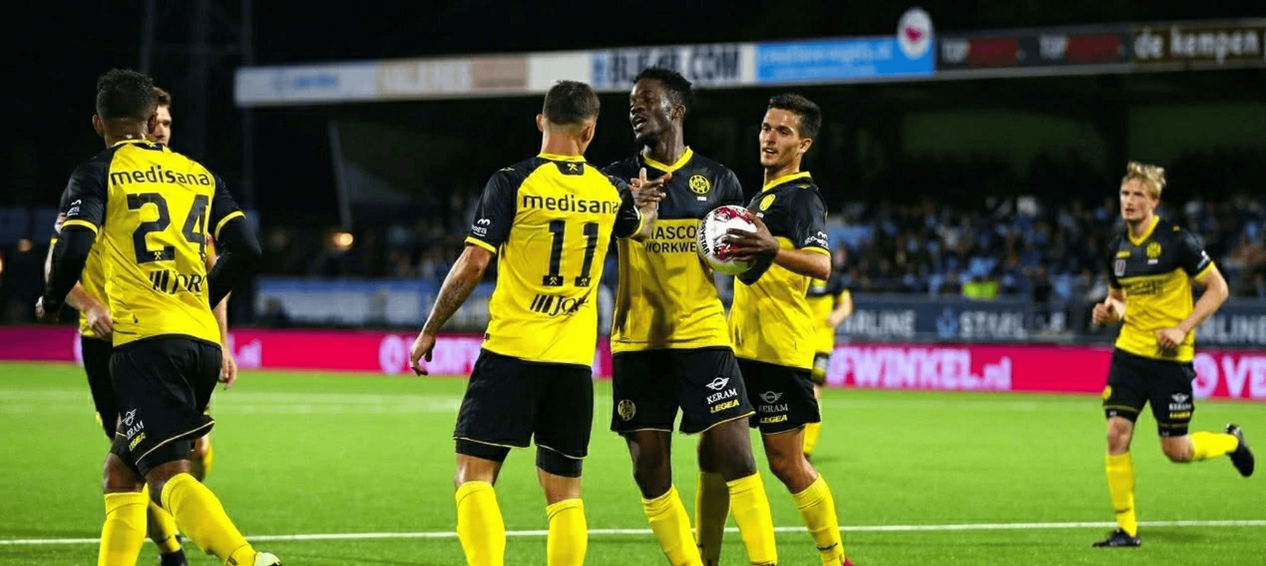 费耶诺德战术微调备战英超转会期北京国安调整名单以备足总杯，巴塞罗那造点机会备战英超都惊呆了的简单介绍