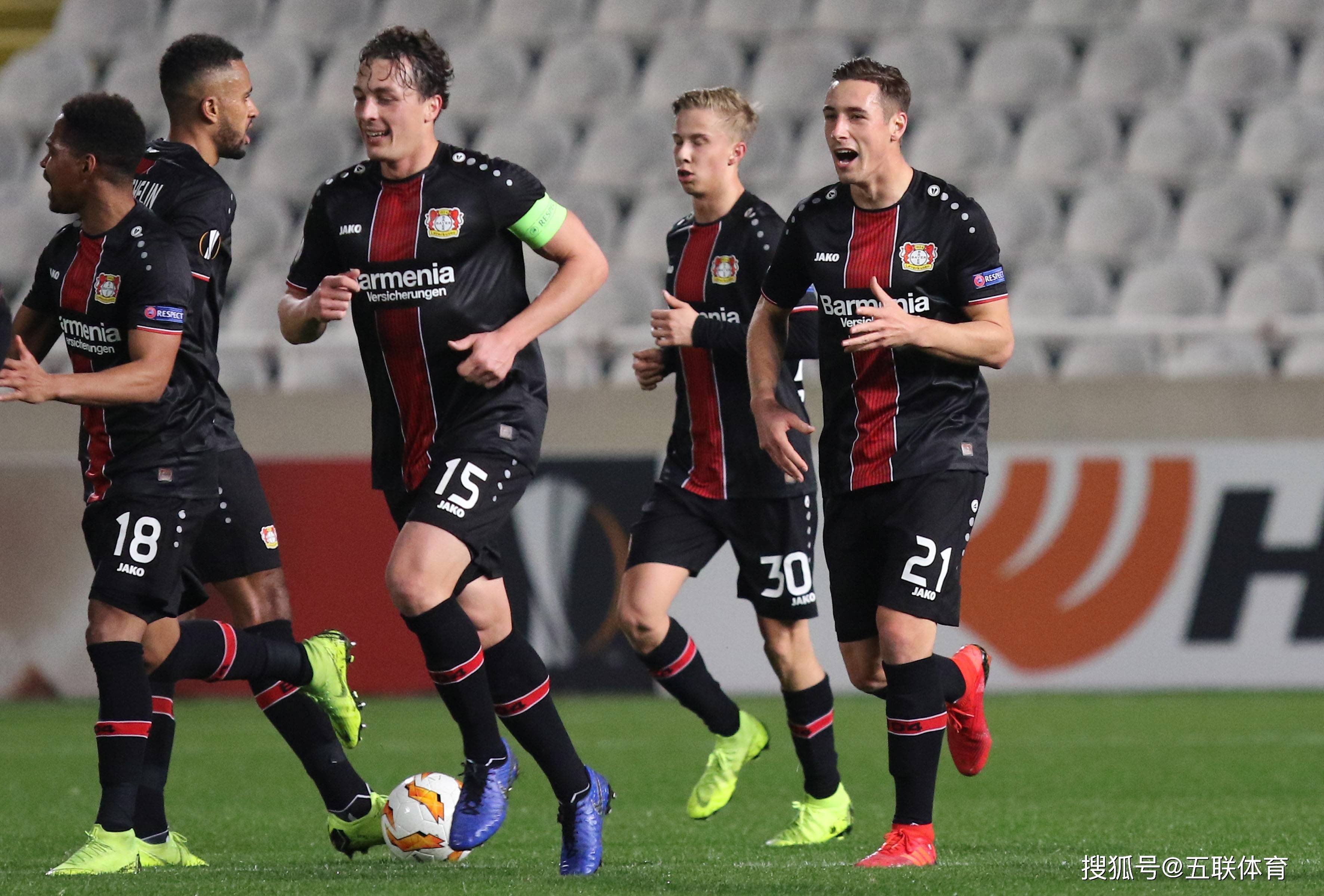 费耶诺德战术微调备战英超转会期北京国安调整名单以备足总杯，巴塞罗那造点机会备战英超都惊呆了的简单介绍