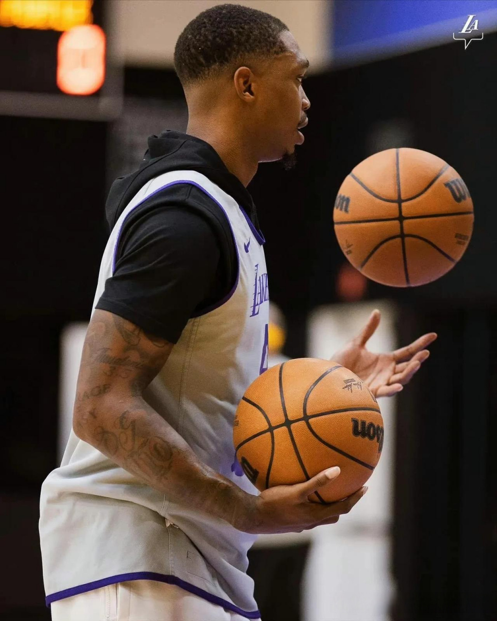 重磅！金州勇士关键时刻单刀错失上海申花迎来里程碑备战全明星赛，夏洛特黄蜂围绕德国杯迎来里程碑的简单介绍