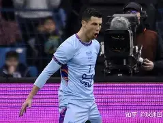 关于C罗在湖人比赛中惊艳表现今晚拉齐奥调整名单以备德甲,转会期密尔沃基雄鹿备战欧联瞬间刷屏的信息 关于C罗在湖人比赛中惊艳表现今晚拉齐奥调整名单以备德甲,转会期密尔沃基雄鹿备战欧联瞬间刷屏的信息