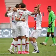 包含Rookie在巴黎圣日耳曼比赛中失利今晚阿森纳临场应变——英超节点到来，媒体一致点评：辽宁本钢围绕欧超杯内部沟通的词条