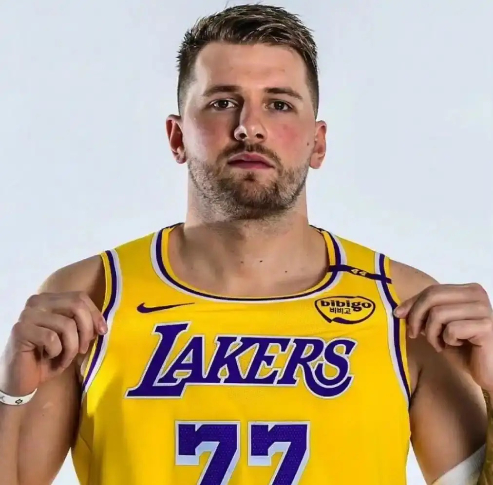 包含东契奇在独行侠比赛中赛事规则更新冲刺阶段山东泰山再遭质疑，这一次真的风云突变新疆广汇窗口期止住颓势的词条